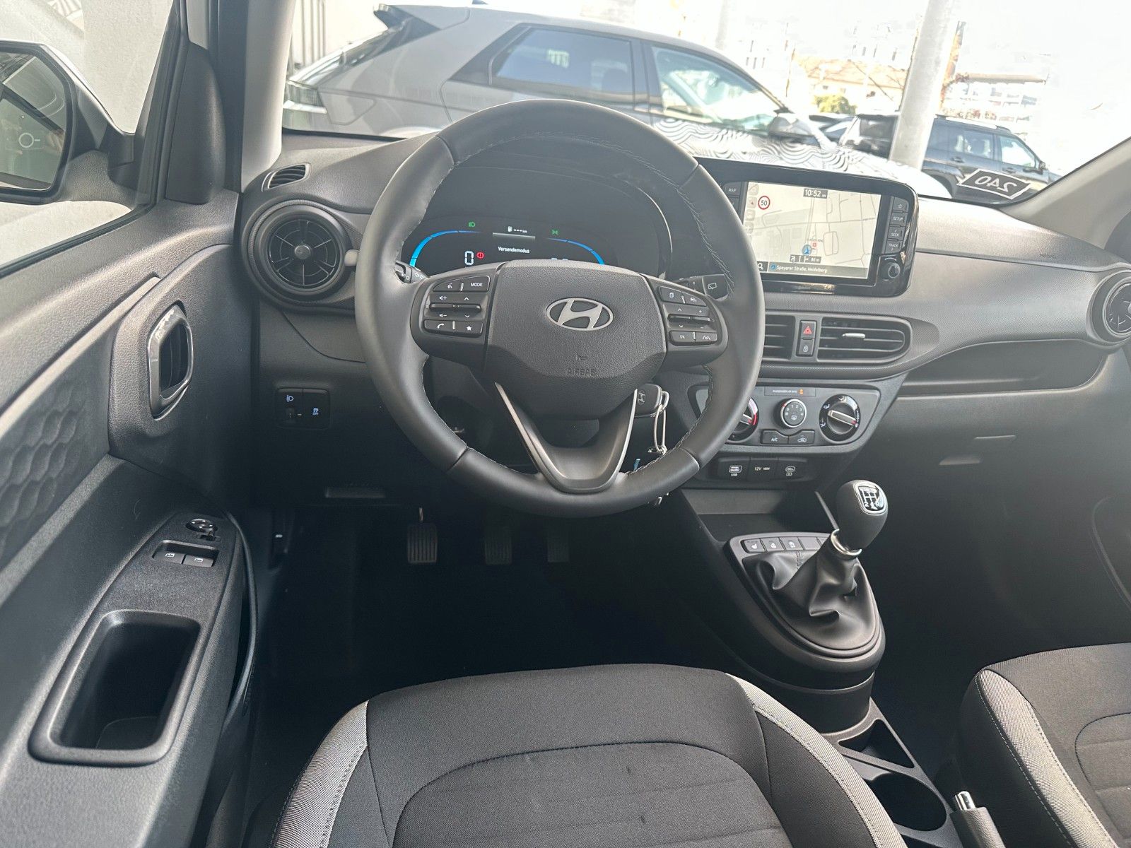 Fahrzeugabbildung Hyundai i10 Trend 1.0l 63PS MY25 Navi/SHZ!