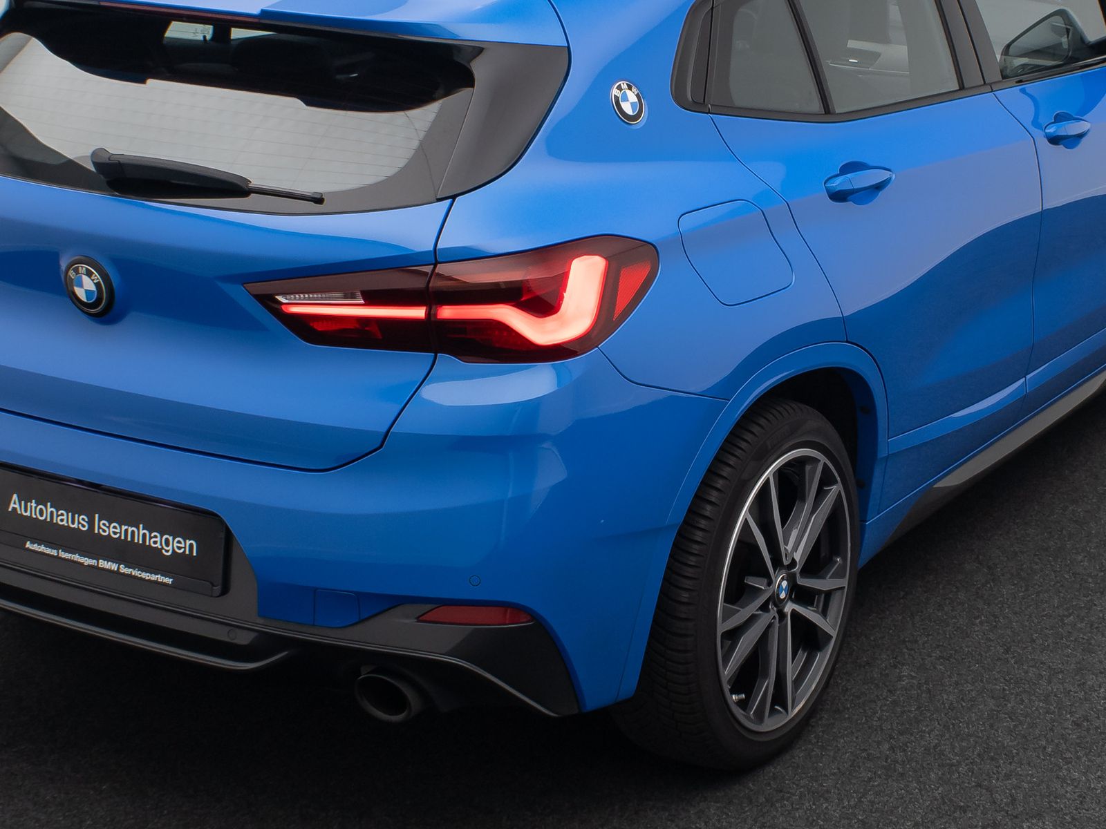 Fahrzeugabbildung BMW X2 M35i HUD DAB Kamera ACC Komfort Panorama HiFi