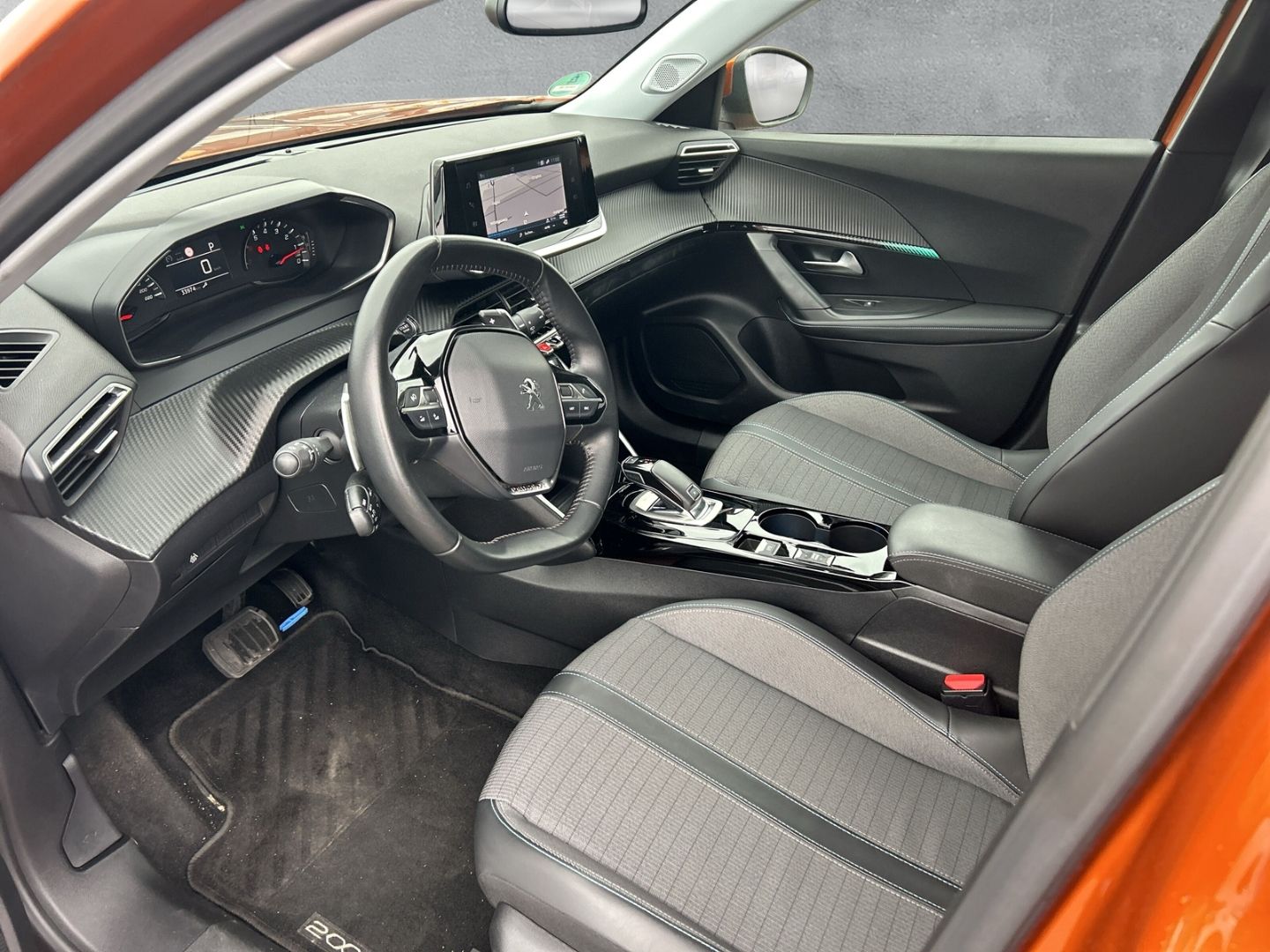 Fahrzeugabbildung Peugeot 2008 Allure 1.2 PureTech 130 EU6d GT- Line *AHK*