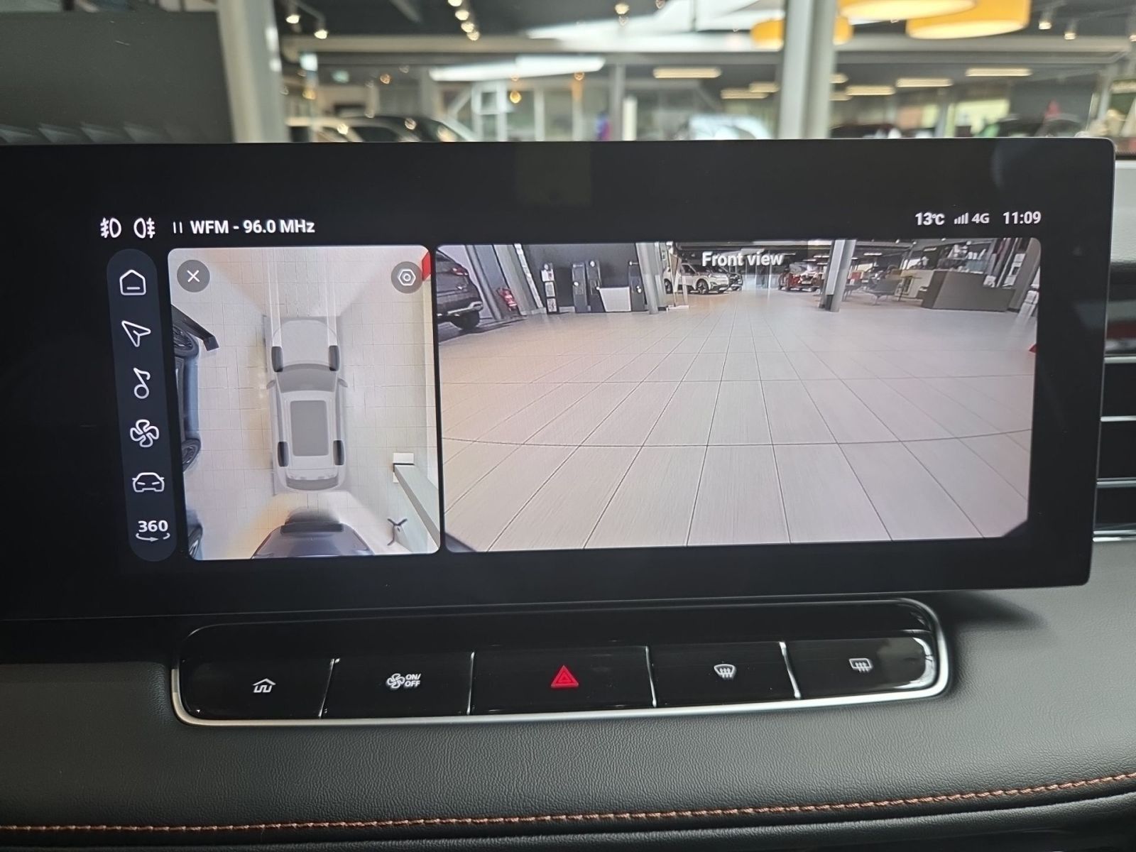 Fahrzeugabbildung MG HS 1.5 Hybrid+ 165 kW Luxury *NAVI*KAMERA*SITZHZ