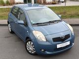 Toyota Yaris 1,3 Ltr.-87-PS,Klima,5 Tür,PDC - Toyota Yaris: 1.8