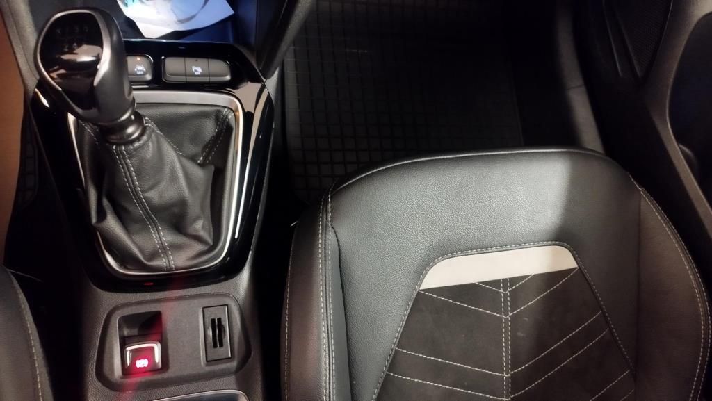 Erstes Annaberger Autohaus -  Opel Corsa Ultimate, LED, Pano, Kamera, Navi - Bild 13