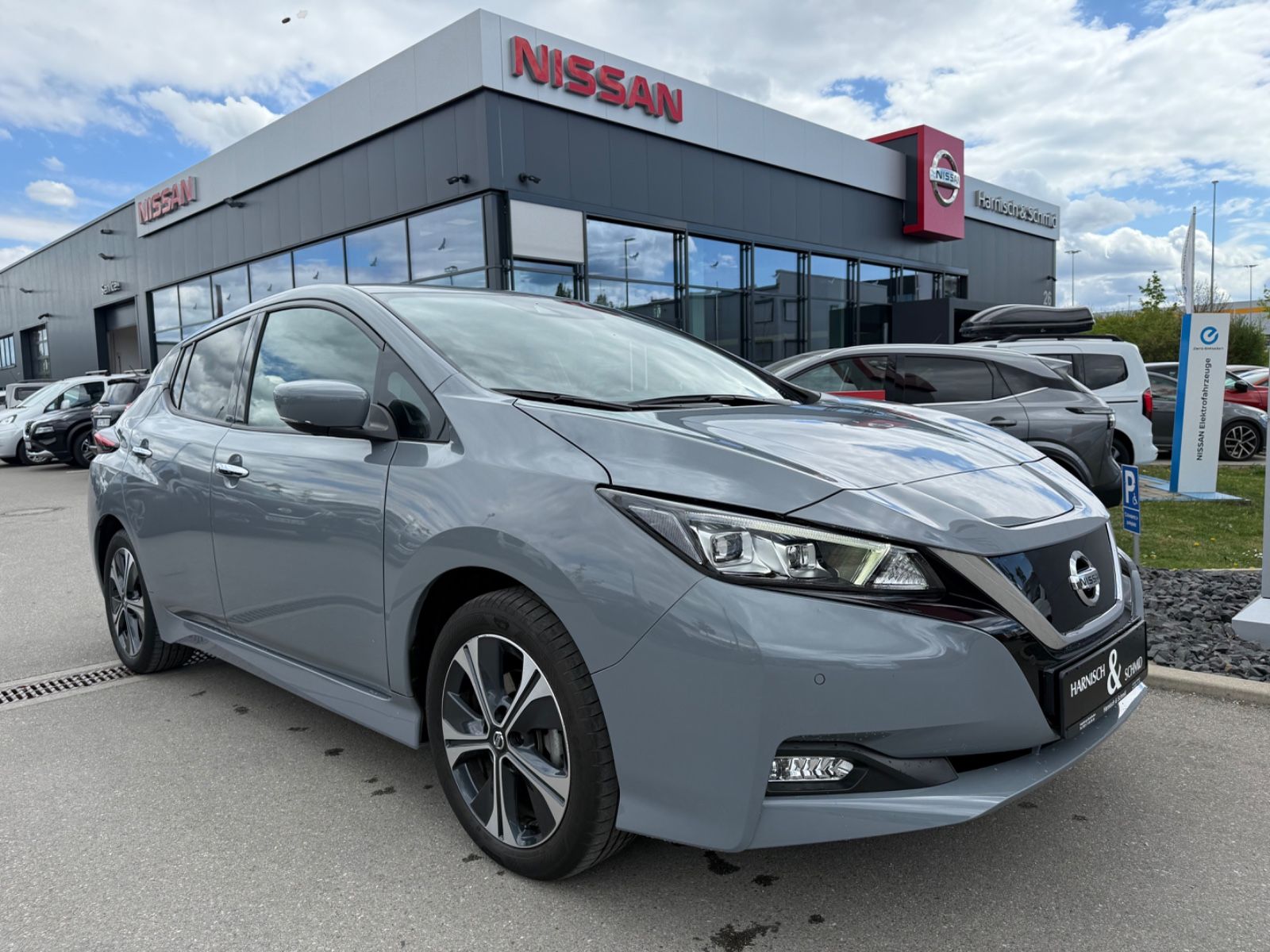 Fahrzeugabbildung Nissan Leaf N-Connecta - 360°, LED, Winter-P.,SOH96%