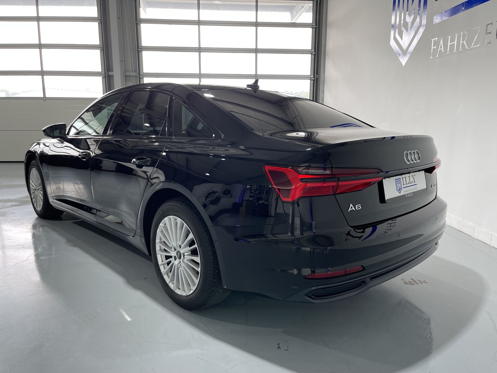 Fahrzeugabbildung Audi A6 40 TDI*Design*Leder*LED*Cam*Navi*