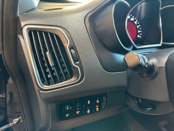 MYAUTOCENTER – Gebraucht- und Jahreswagen mit Werkstattservice in Pfaffenhofen Kia Rio Dream Team *Navi*Klima*Sitzh*Lenkradhz*