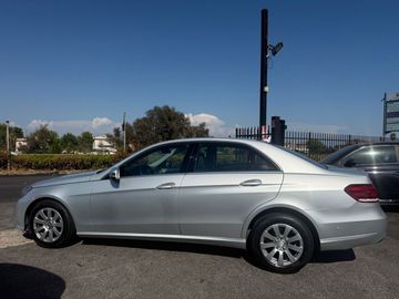 Mercedes E 200 - 12