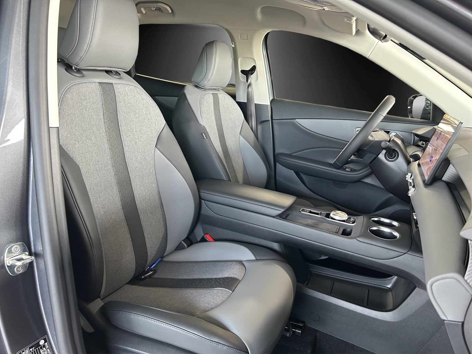 Fahrzeugabbildung MG MG S5 Luxury EV