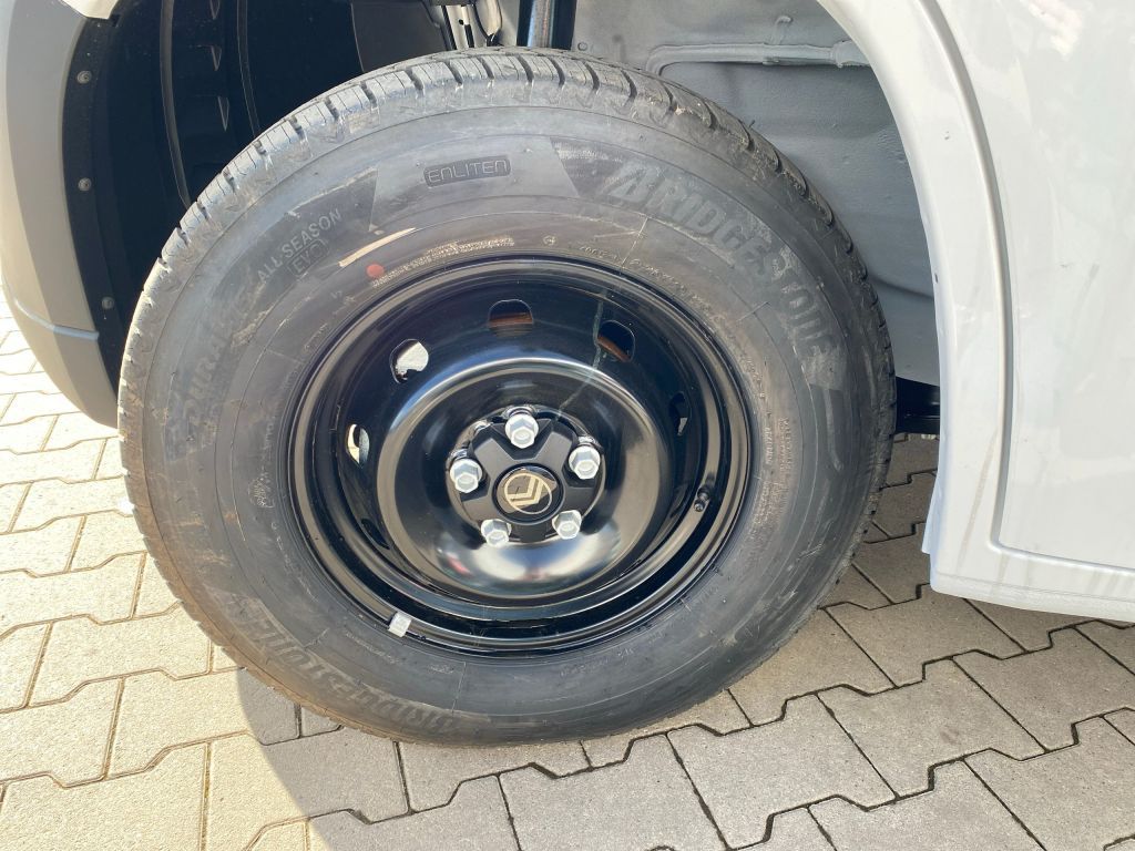 Fahrzeugabbildung Citroën Jumper 2.2 BlueHDi 140 L2H2 *AZV*Navi*Rückfahrk*