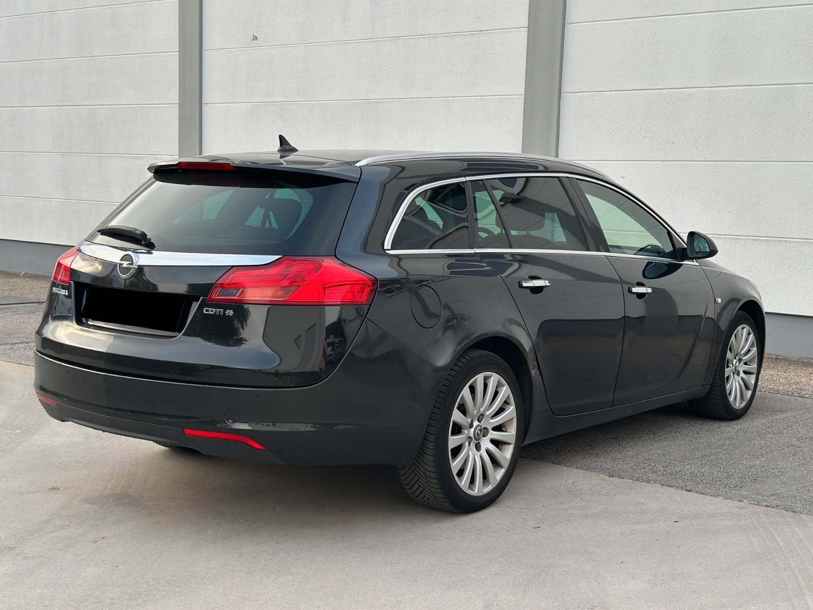 Opel Insignia 2013 — photo 23