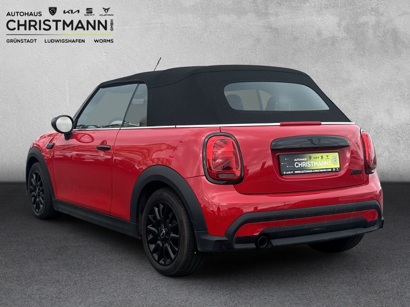 Fahrzeugabbildung MINI One Cabrio Cooper Classic Trim El. Verdeck LED M