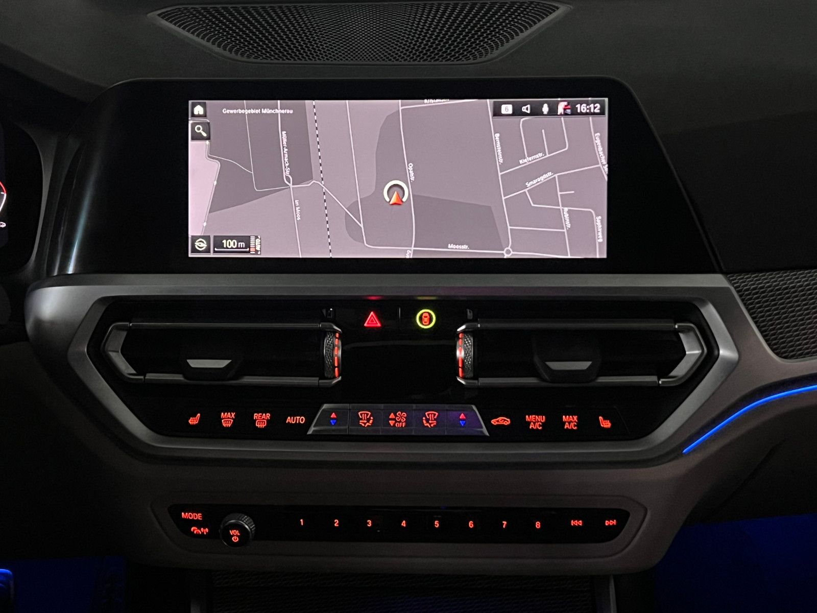 Fahrzeugabbildung BMW 330 d Lim. M SPORT/LASER/H&K/HuD/ACC/eGSD/LIVE