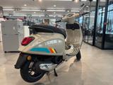 Vespa Primavera S 125 - VESPA BEIGE