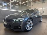 BMW 330 i Touring M Sportpaket LEDER LED AHK SHZ - BMW: Kombi, Sportpaket