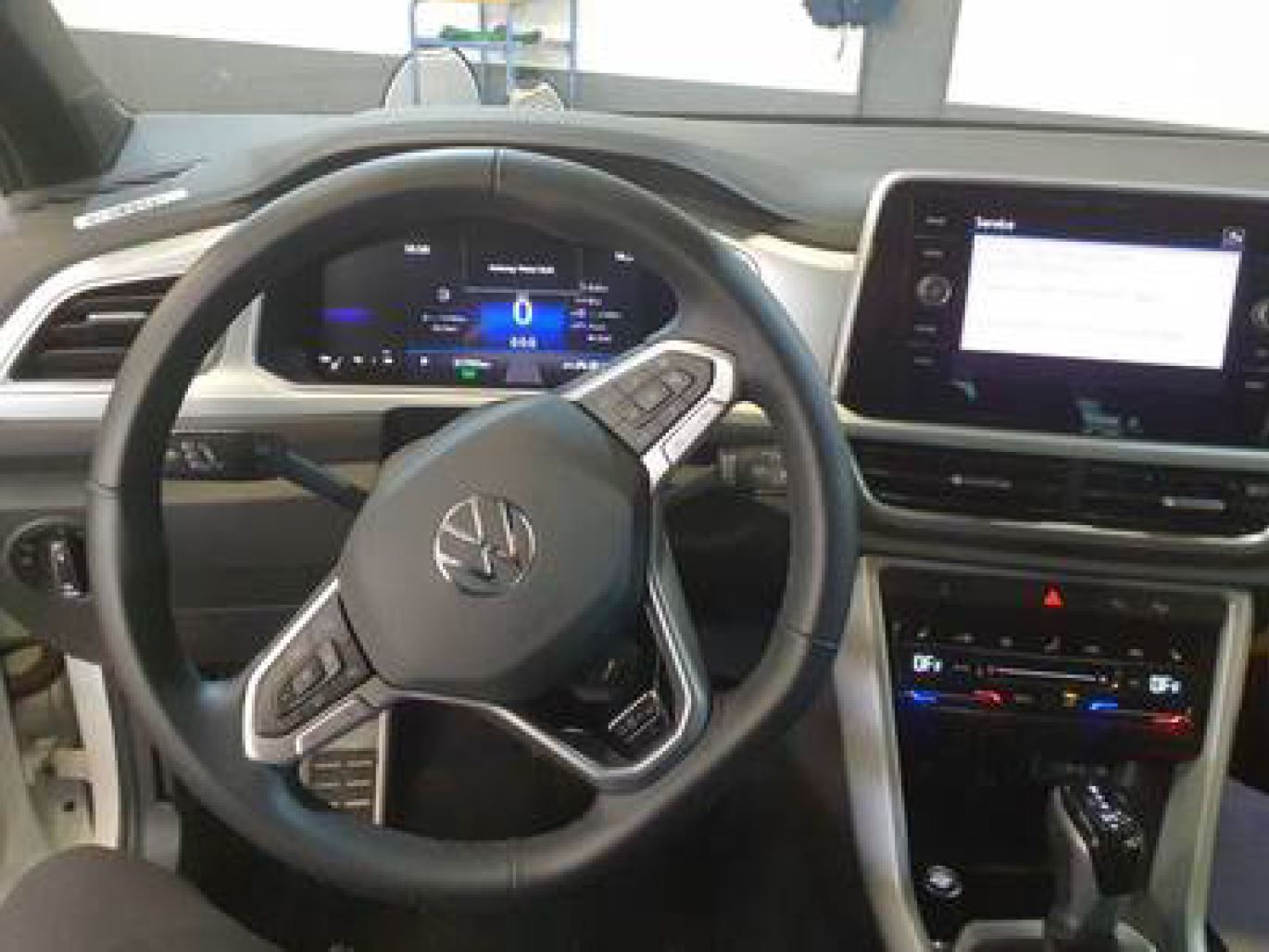 Volkswagen T-Roc - Bild 4