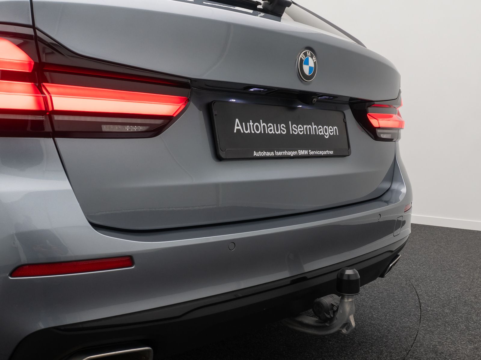 Fahrzeugabbildung BMW 520d DisplKey 4xKlima Laser HUD DAB Kamera AHK