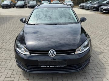 Volkswagen Golf - 3