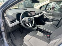 BMW 220 Active Tourer - Vorschau Bild 10