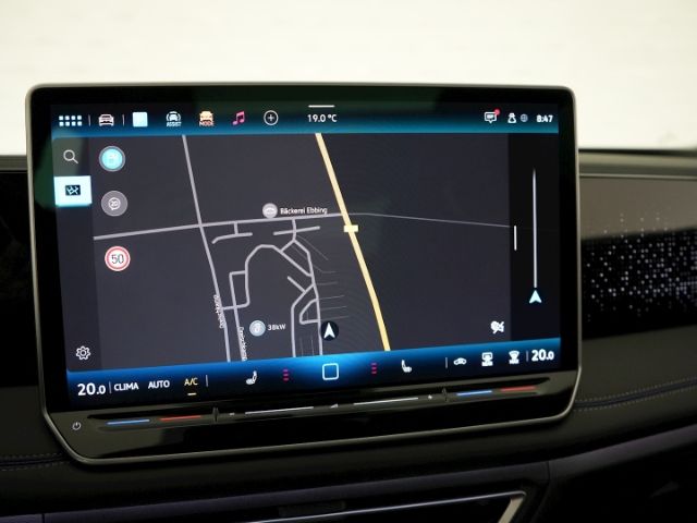 Tiguan R-LINE TSI DSG 4MOTION+AHK+MATRIX LED+NAV