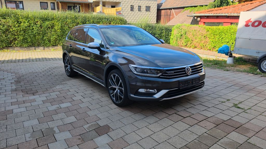 Image of Volkswagen Passat Alltrack