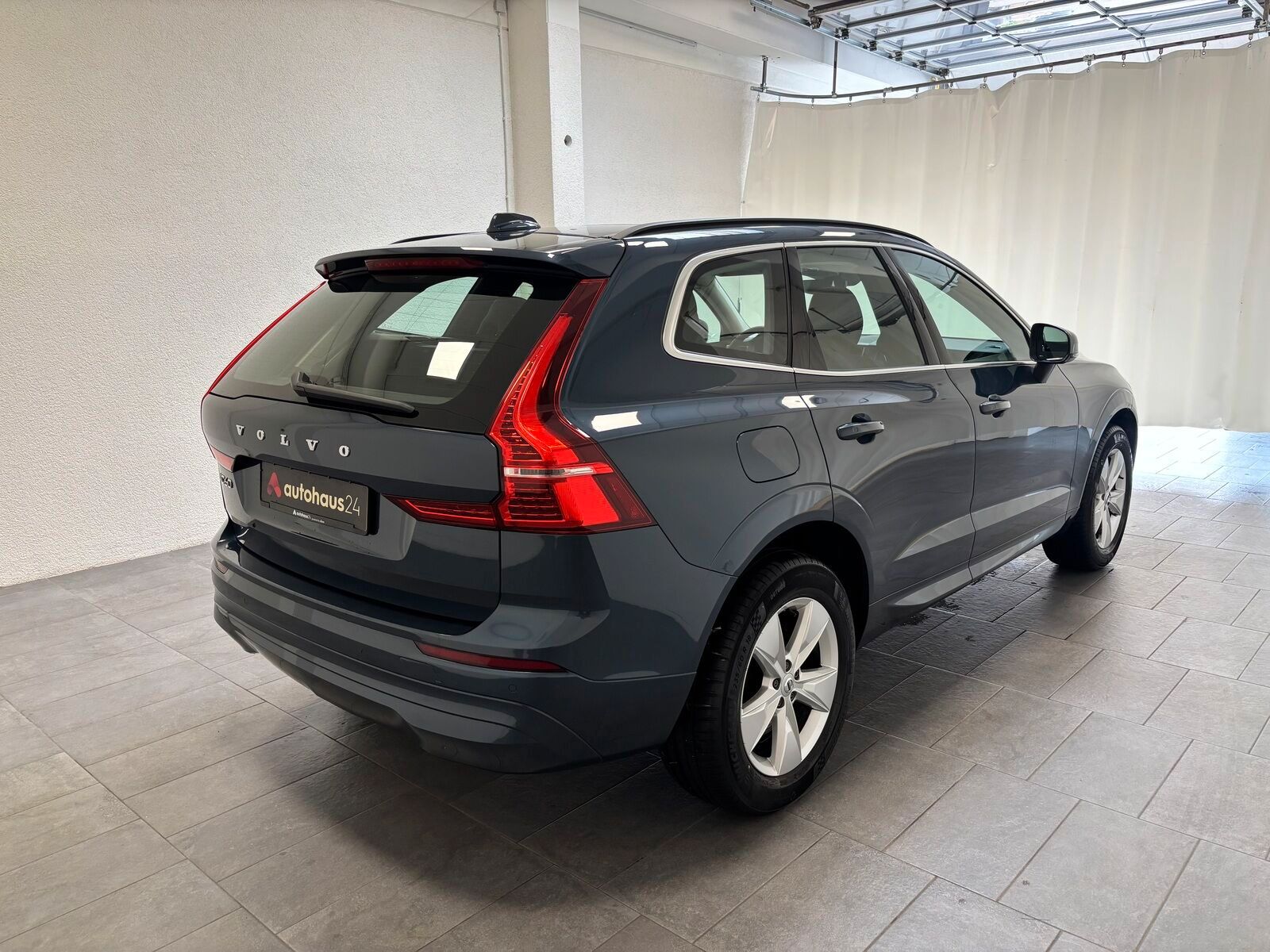 Volvo XC 60 Momentum Pro AHK LED SHD foto 5