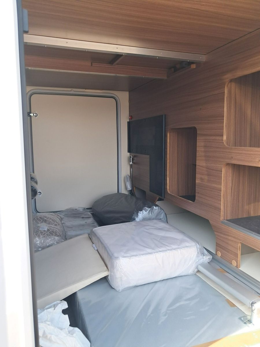 Fahrzeugabbildung Eura Mobil Contura CT 766 EF Mod 2025 Fahrassistenz Markise