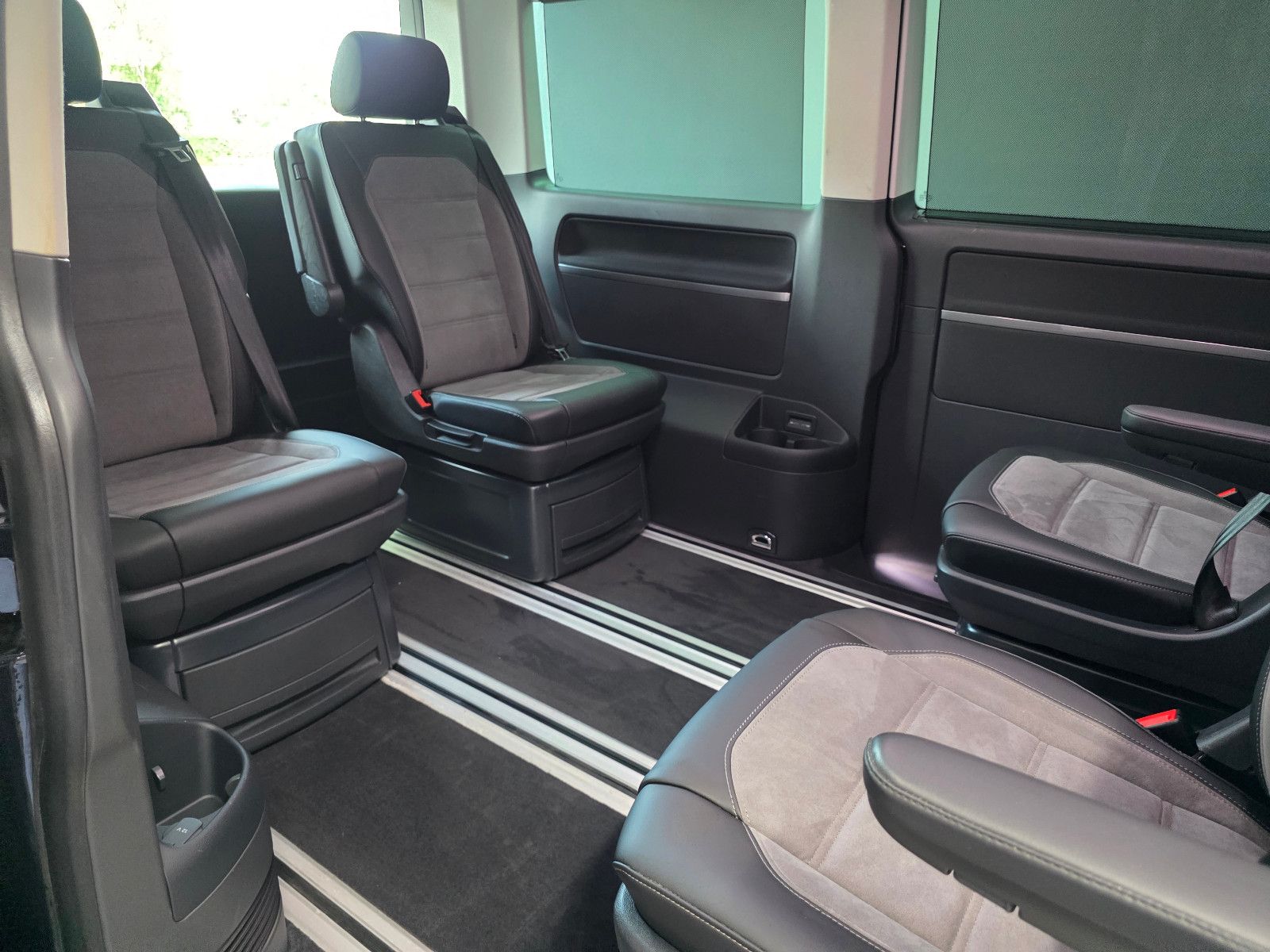 Volkswagen T6.1 MULTIVAN 4MOTION, 6 SITZER, ACC, LED, R-KAM foto 13