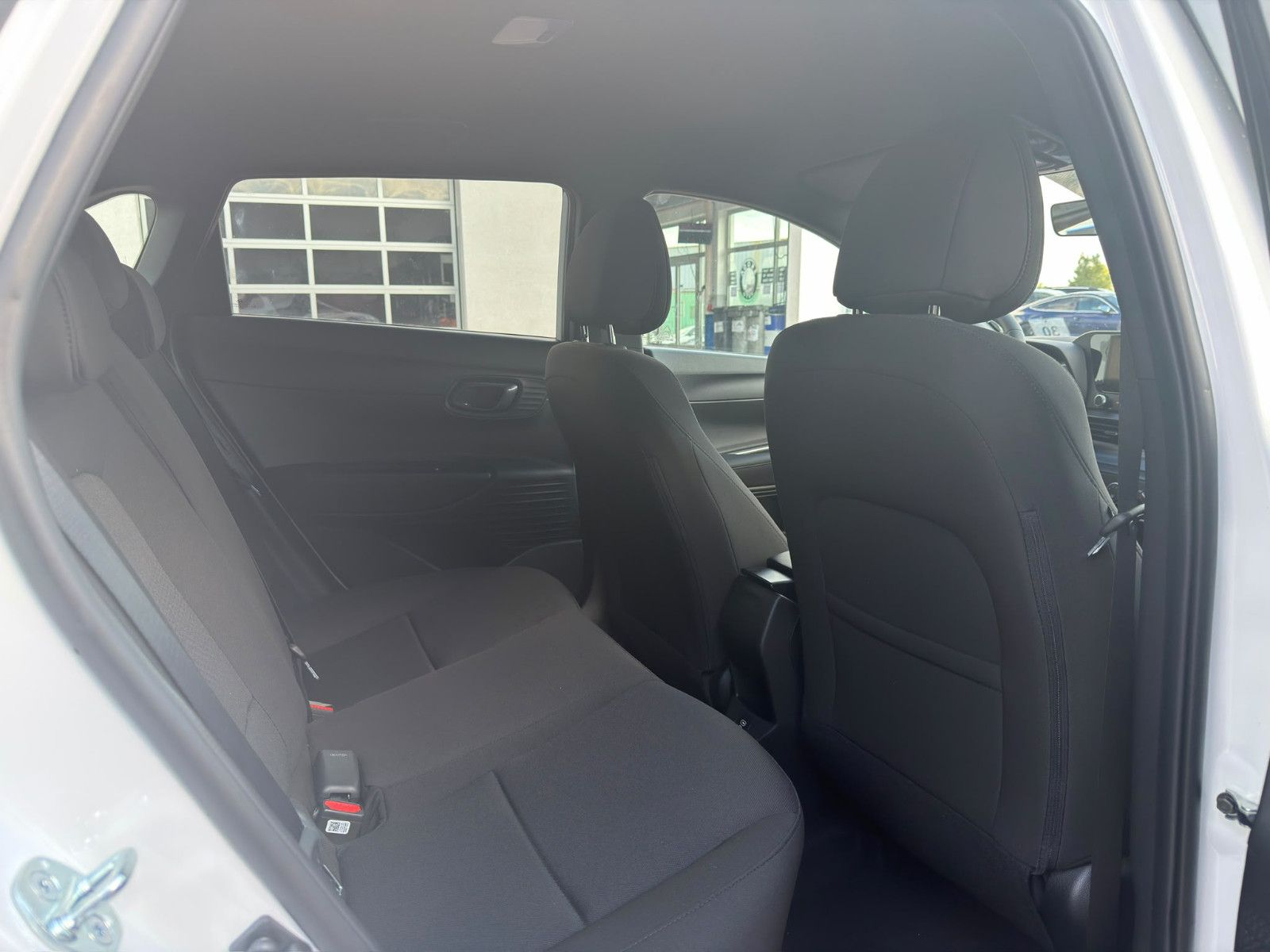 Fahrzeugabbildung Hyundai i20 1.0 T-GDI Blackline *Navi*RFKamera*LED*BOSE*