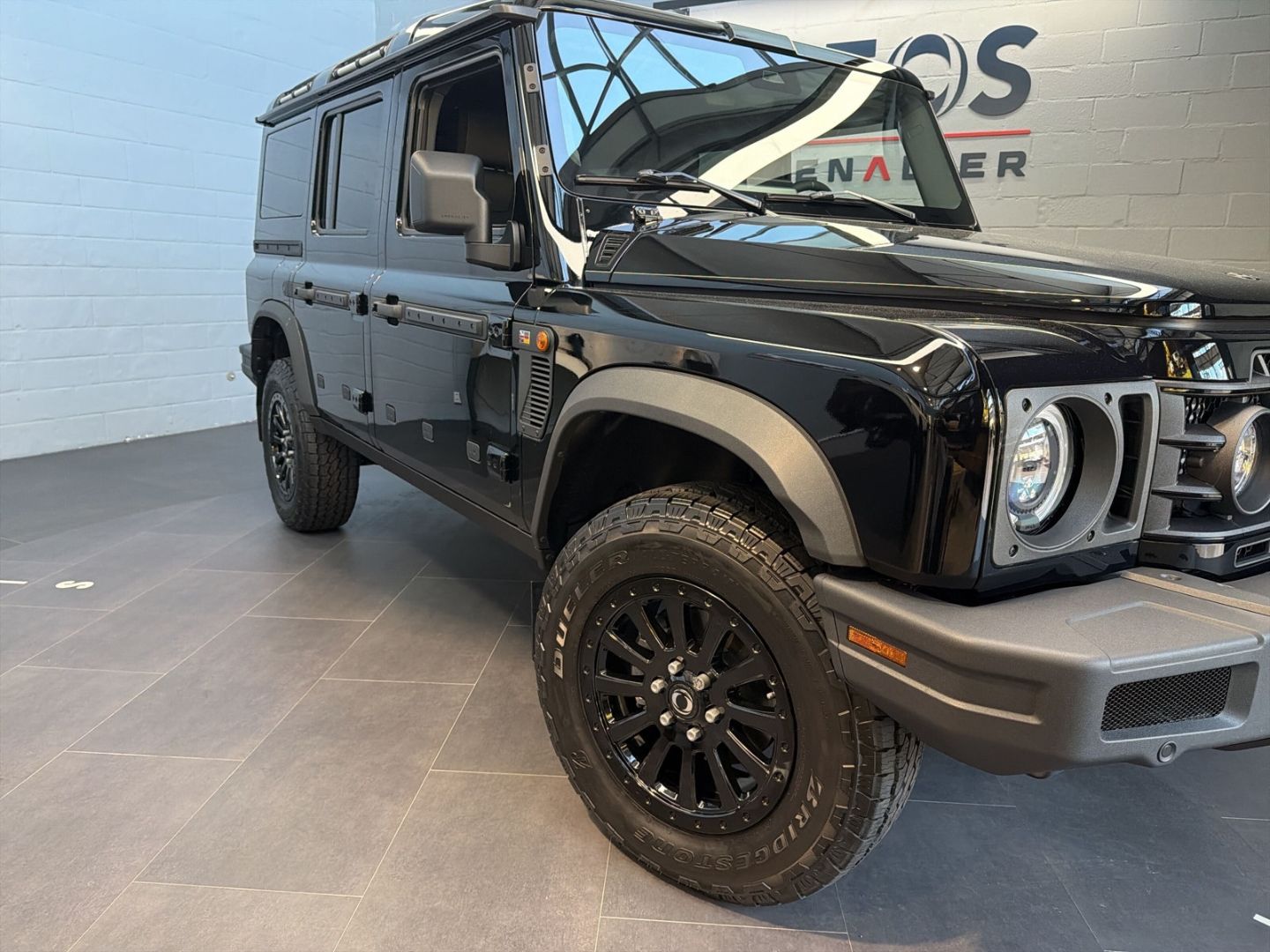 Fahrzeugabbildung INEOS Grenadier SW ''Black Edition'' *Sondermodell* Le