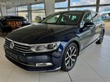 Volkswagen Passat Variant Highline /360*Kamera/Beh.Umbau - mit Diesel-Antrieb: Blau, Alcantara, Kombi, mit Klimaautomatik