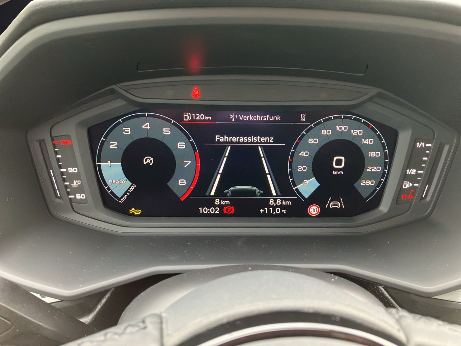 Fahrzeugabbildung Audi A1 Sportback 25 TFSI advanced LED Sportsitze GRA