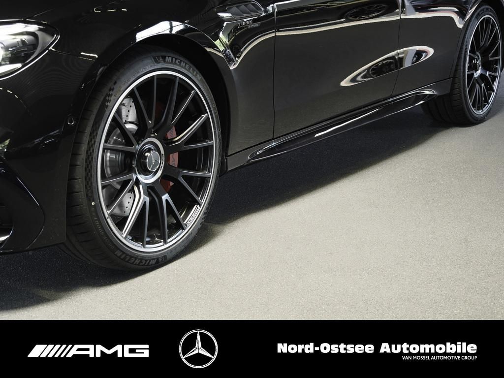 Fahrzeugabbildung Mercedes-Benz E 53 AMG Hybrid 4M+ T NIGHT PANO SUPERSCREEN AHK