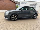 Audi A1 Sport S-line 8fach Navi Automatic - Audi A1: Grau