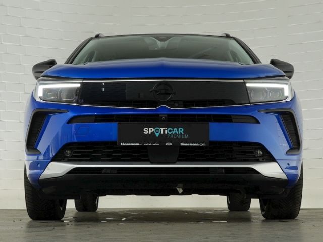 Grandland ULTIMATE PHEV 4X4 AT+LED MATRIX+NAVI+3