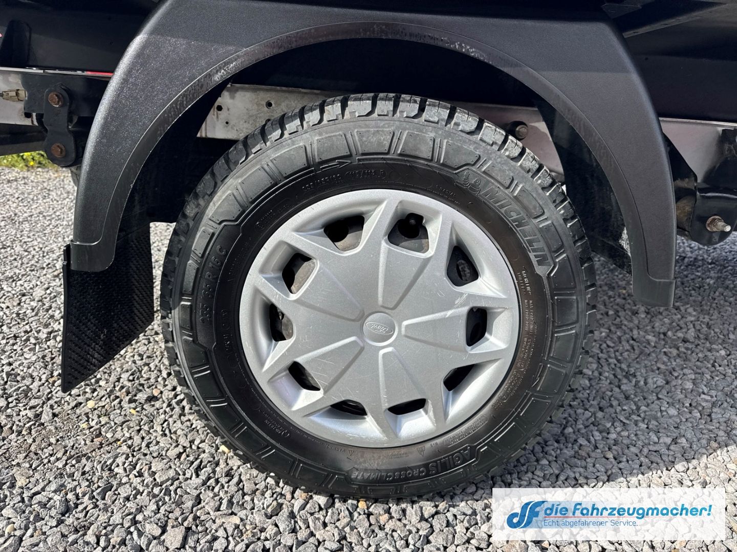 Fahrzeugabbildung Ford Transit Pritsche 350 L3 Doppelkabine Trend 2.0 T