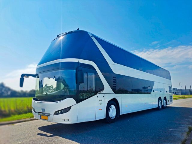 Neoplan Skyliner L