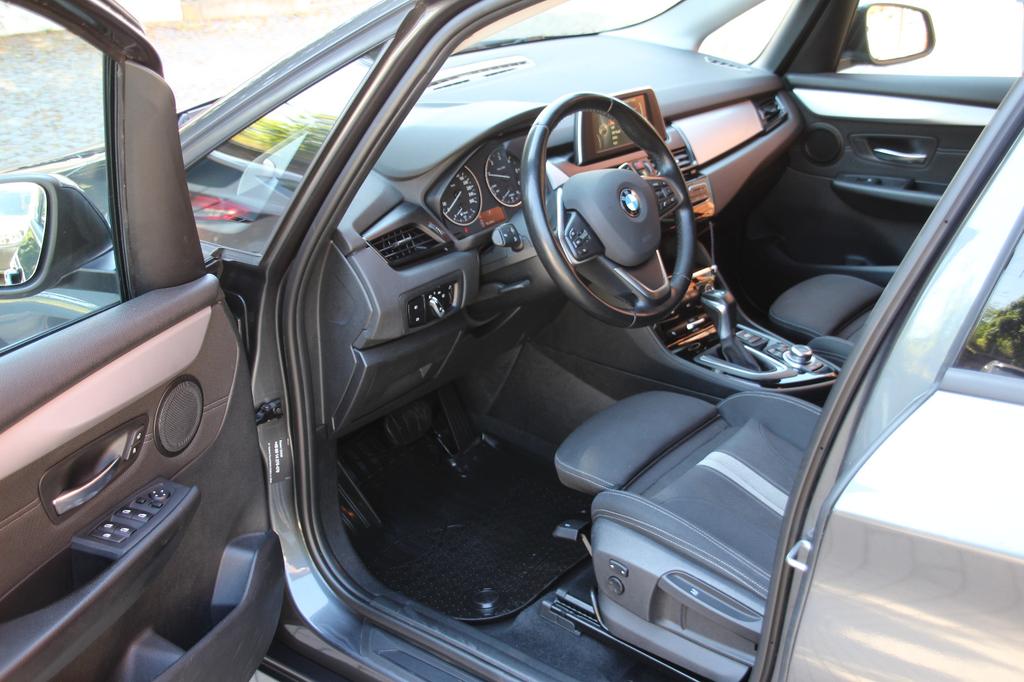 BMW 220