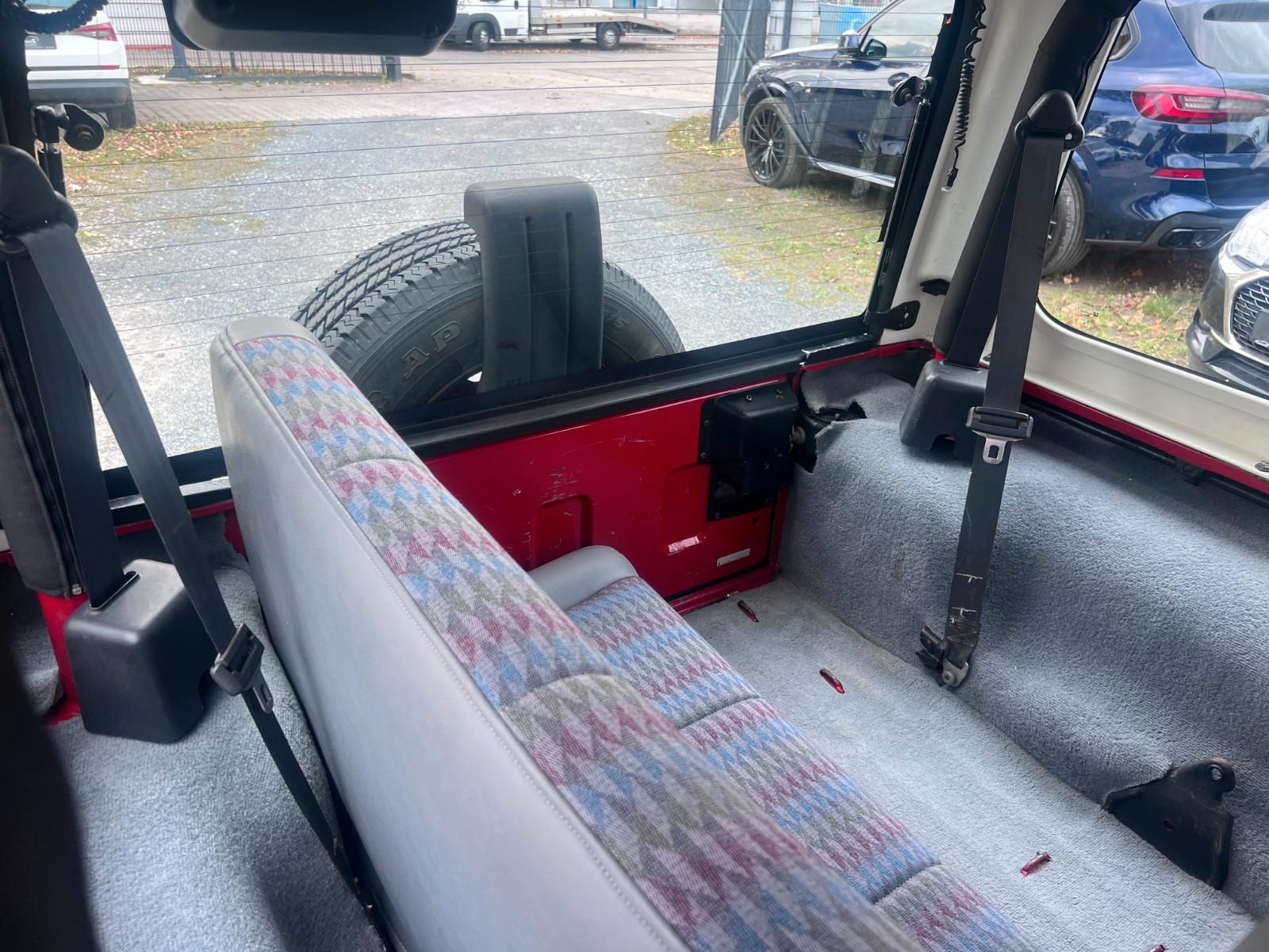 JEEP WRANGLER SPORT 2.5 | 118 ch | 4X4 | BVM | VOLANT CUIR