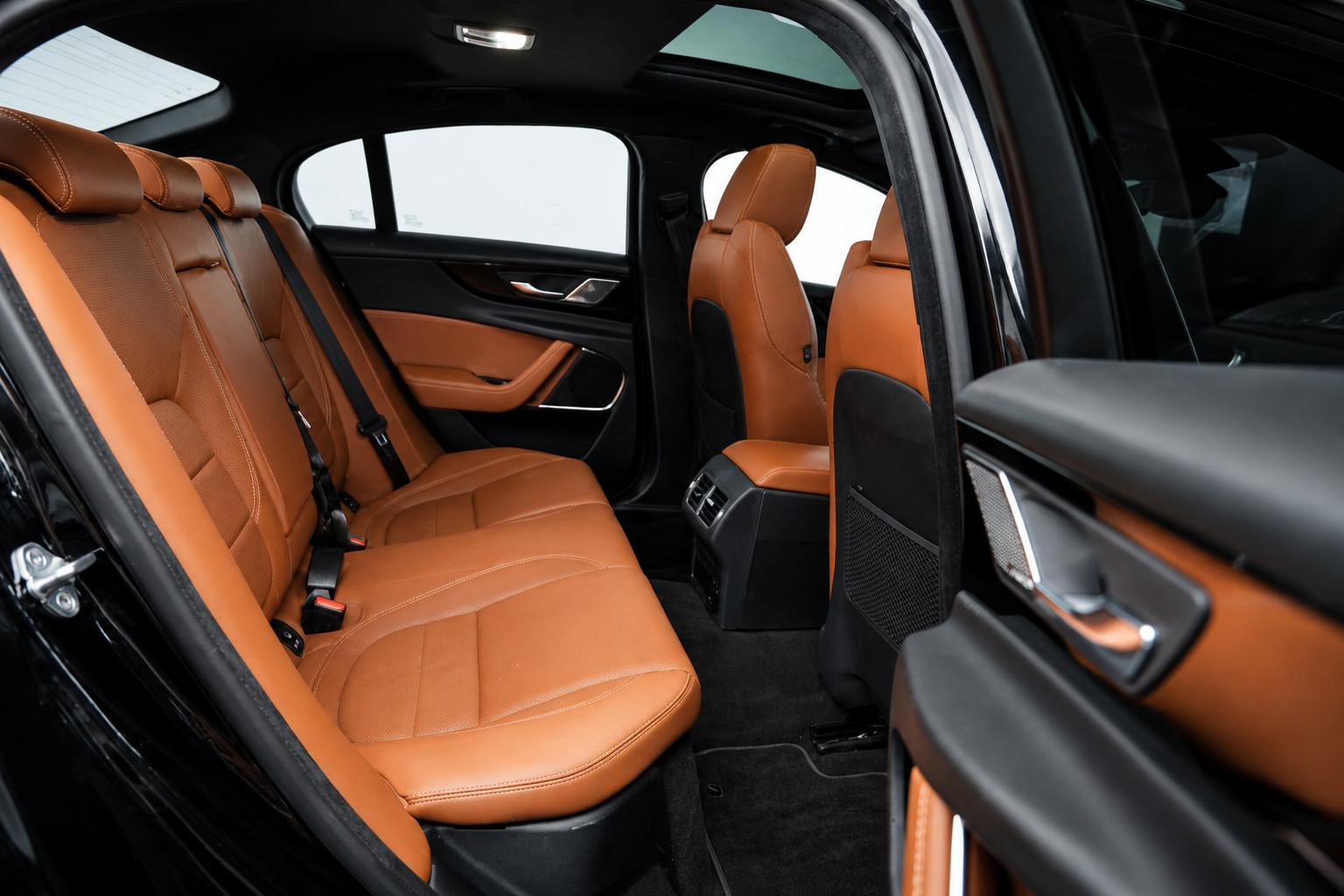 Jaguar Xe R-Dynamic *Pano*HUD*Meridian*BlackPack*360°, миниатюра 20