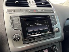 Fahrzeugabbildung Volkswagen Polo 1.0 Allstar Klima Einparkhilfe Tempomat 15"