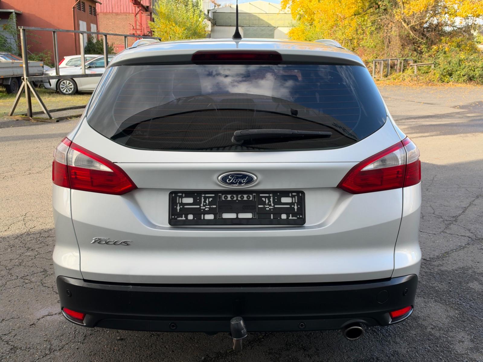 Ford Focus 2014 — photo 6