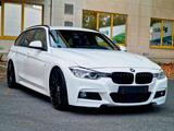 BMW 335 D  XDrive*M SPORT PAKET*HEAD UP*GARANTIE* - BMW 335: Kombi, 335d