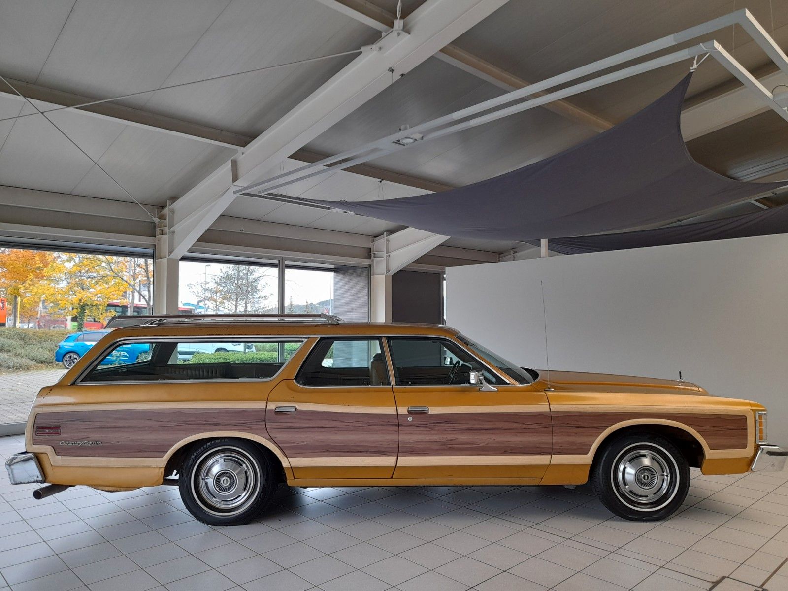 Fahrzeugabbildung Ford LTD Country Squire Station 400ci V8 Klima H-Zul.