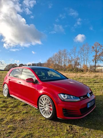 Volkswagen Golf 2.0 TSI DSG BMT GTI Performance GTI Per...