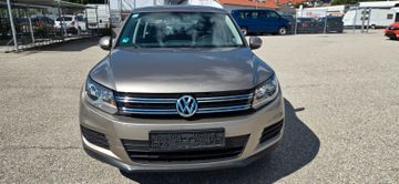 Volkswagen Tiguan - 8