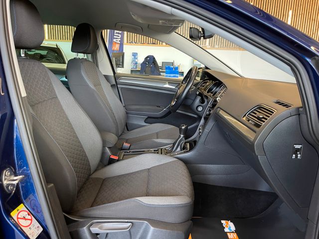 Volkswagen Golf VII Lim. Join BMT 1.5 TSI 5-Türer*NAVI*SHZ*