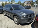 Volkswagen Tiguan United-Plus*Pano. Navi PDC Spurassist  - Volkswagen Tiguan: Plus