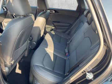 Kia cee'd SW 1.6 PHEV Platinum *Sitzbelüftung*
