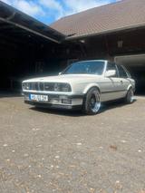 BMW E 30  318i VFL Model mit H Kennzeichen - BMW 318 aus 1987