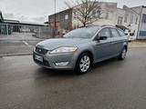 Ford Mondeo 2,5 Trend Turnier Trend - Ford Mondeo aus 2008: Kombi