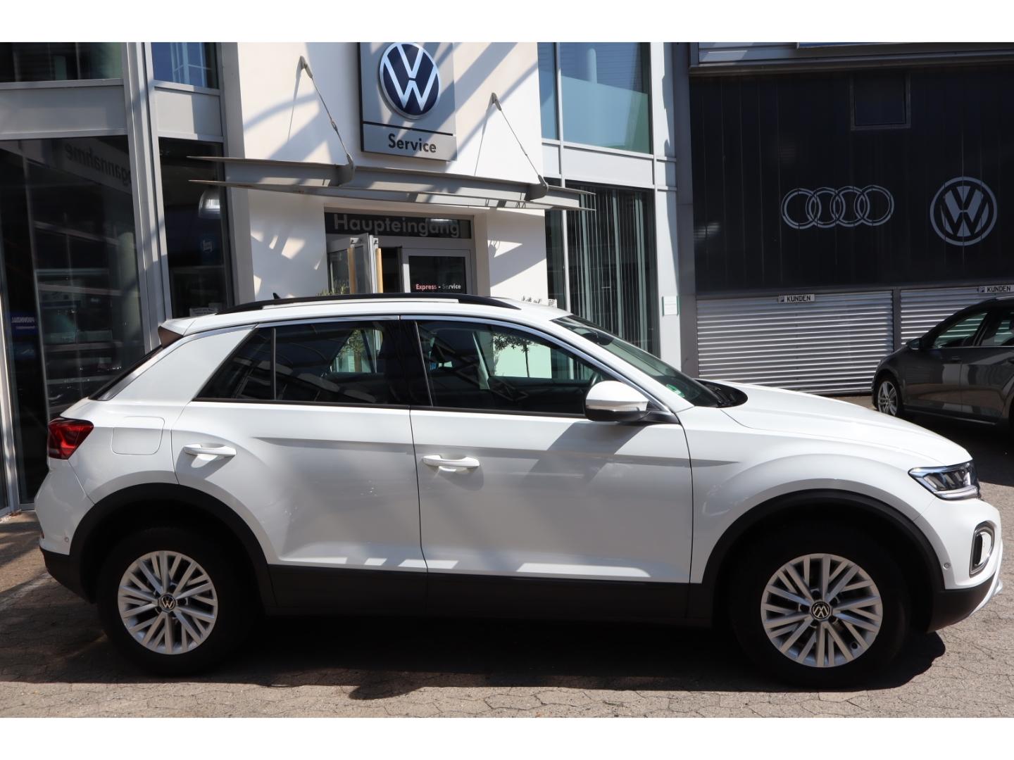 Volkswagen T-Roc 1.5 TSI Life 110 KW DSG Sitzhzg. GJ RFK